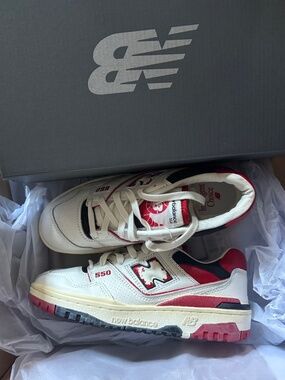 New Balance 550 Sneakers
